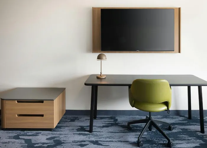 Hotel Fairfield By Marriott &