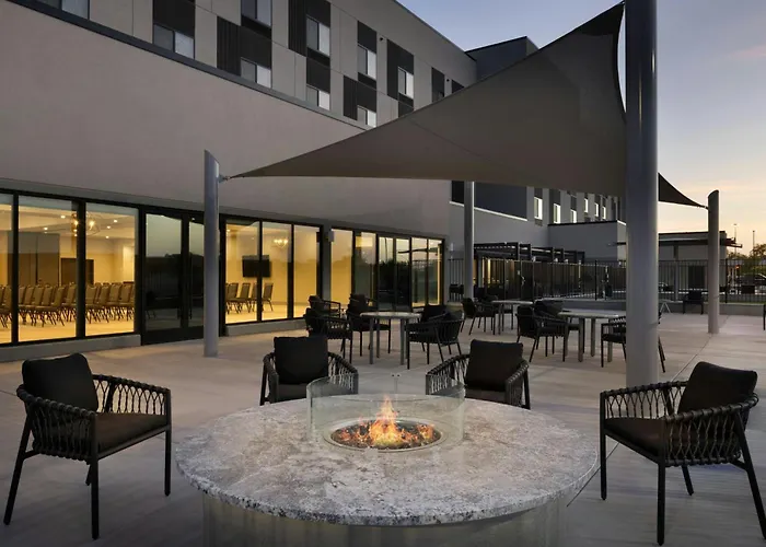 Fairfield By Marriott &