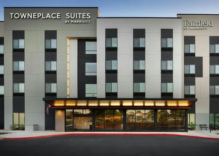 Hotel Fairfield By Marriott & Casa Grande